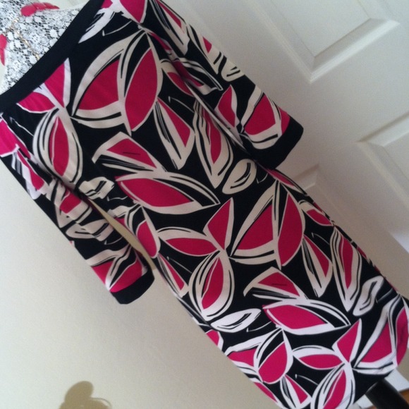 Chico's fuchsia,black &pink dress. - Picture 3 of 4