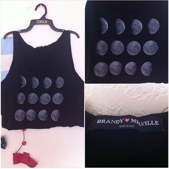Brandy Melville moon phase mirella tank! 🎀