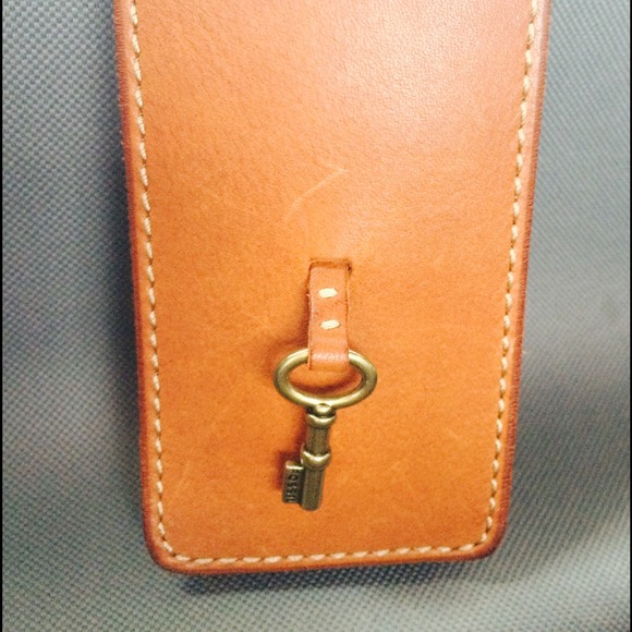 FOSSIL Cellphone Case - Picture 3 of 4