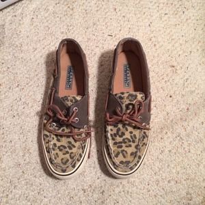 Sperry top sider leopard print