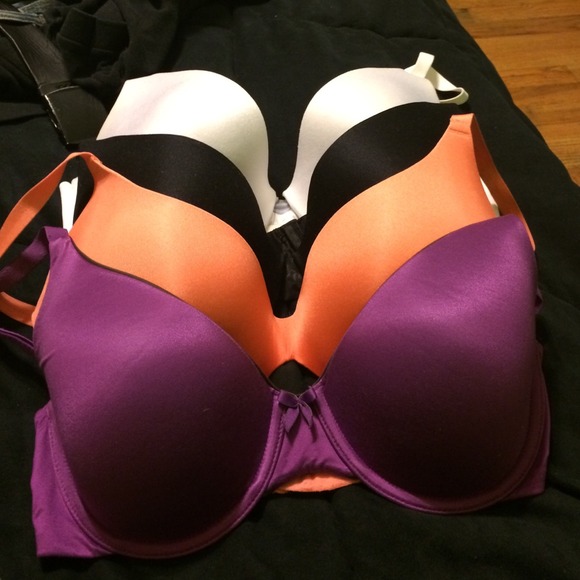 4 bras; 3 maidenform & 1 warners