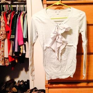 ✂️price cut✂️Gap light blue top with detail