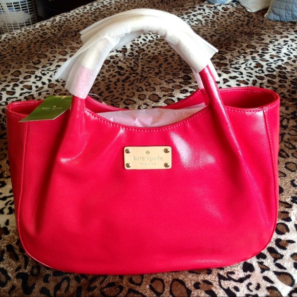 ⛔🚫SOLD⛔💯% onSHOPHERS.COM Kate spade Fulton pink