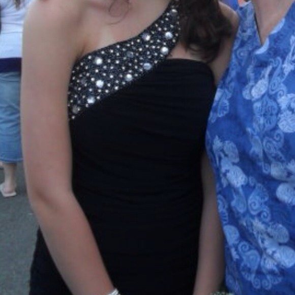 One Shoulder Dress - Picture 2 of 3