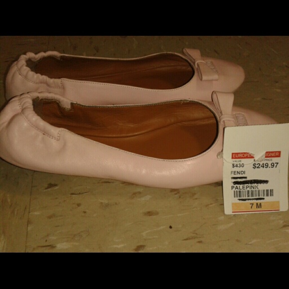 Fendi casual flats