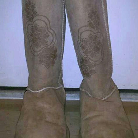 Ugg & nude heel Bundle