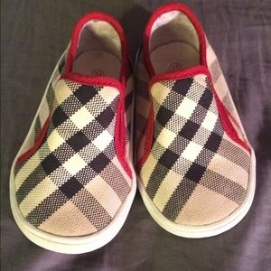 Authentic Baby Burberry shoes size 21