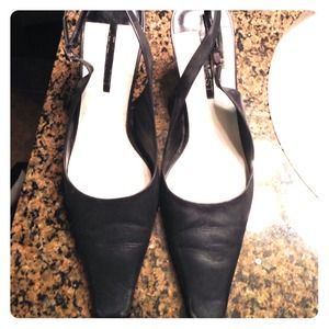 Cute lightly worn dark blue Nine West