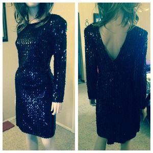 Beautiful/Gorgeous/amazing sequence dress.