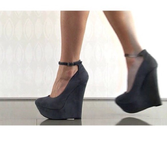 Just Fab ‘Sarada’ Wedges