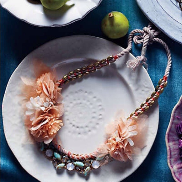 Anthropologie Jewelry - Anthropologie total sway necklace