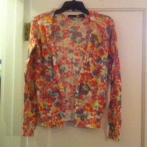 LAST CHANCE Victoria's Secret cardigan sale!