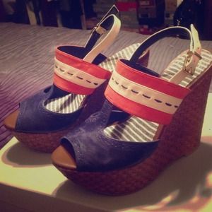 Wedge heels