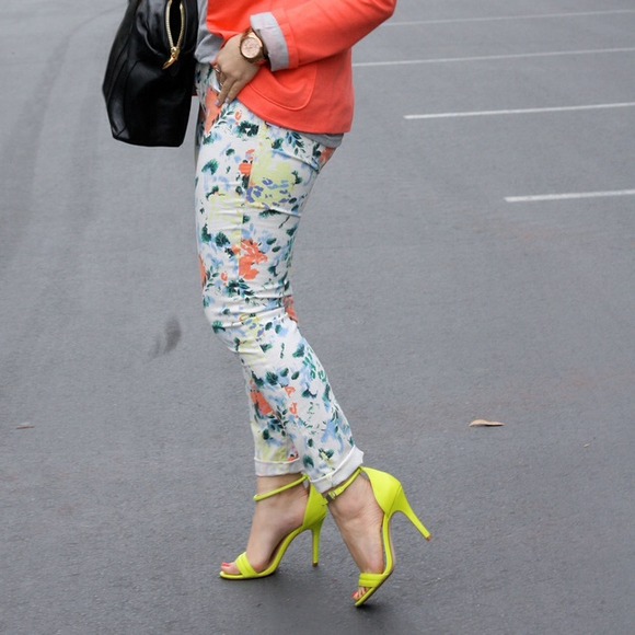 Sold: Floral Skinny Skimmer Jeans - Picture 2 of 4