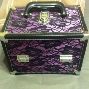 CABOODLE MAKE-UP BOX for @kate777