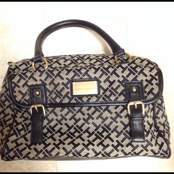 ❗️REDUCED $ Authentic Tommy Hilfiger handbag