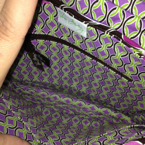 Impulse Poshmark purchase Vera Bradley crossbody - Picture 3 of 3