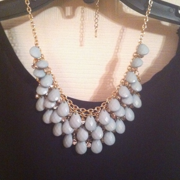 ‼️SOLD‼️ Francesca's Chunky Necklace