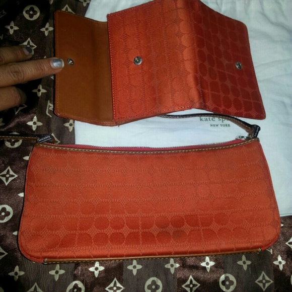 Authentic Kate Spade - Picture 2 of 4