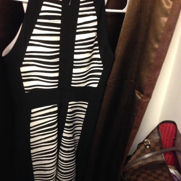 From neimanmarcus - Picture 3 of 3