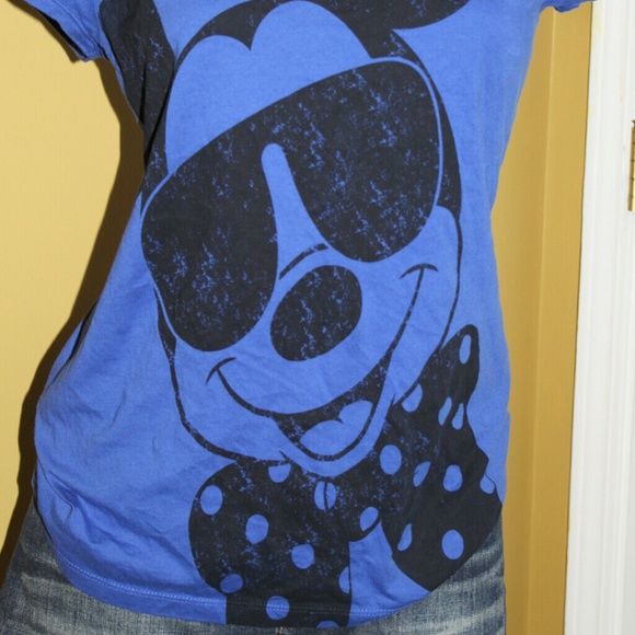 SOLD.  Mickey Mouse Disney READY 4 SPRING BREAK - Picture 2 of 4