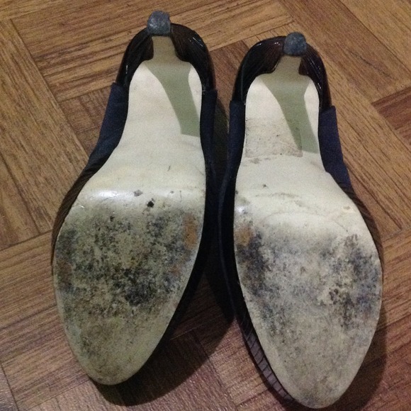 Heels - Picture 3 of 4