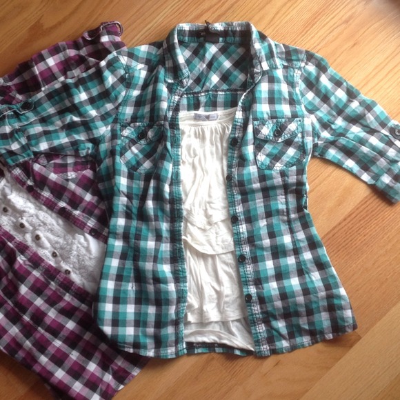 2 FOR 1 FLANNELS! - Picture 3 of 3
