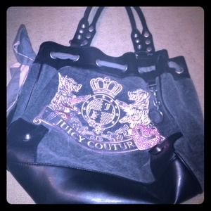 Juicy purse... In great condition!