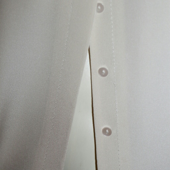 SOLD.       TALBOTS - Picture 2 of 4