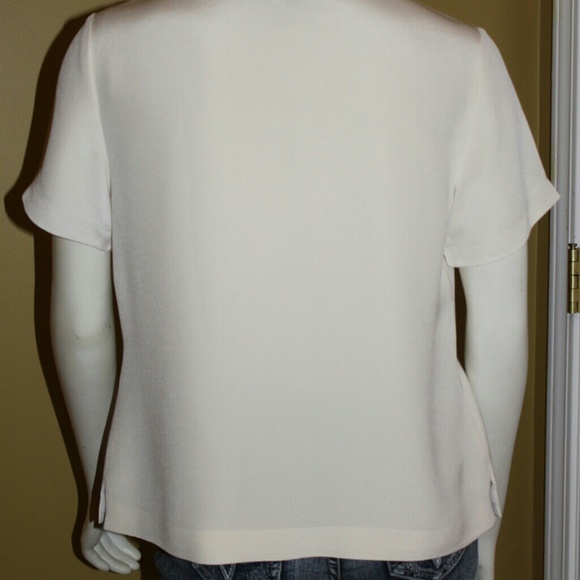 SOLD.       TALBOTS - Picture 3 of 4