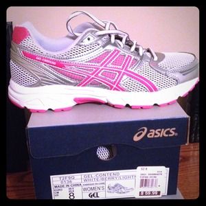 Brand new size 8 Asics shoes & VS lip gloss