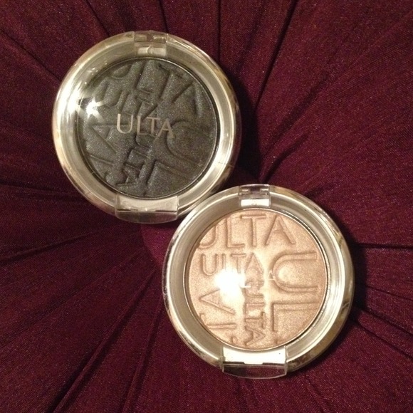 🚫SOLD🚫Set of two eyeshadows from Ulta