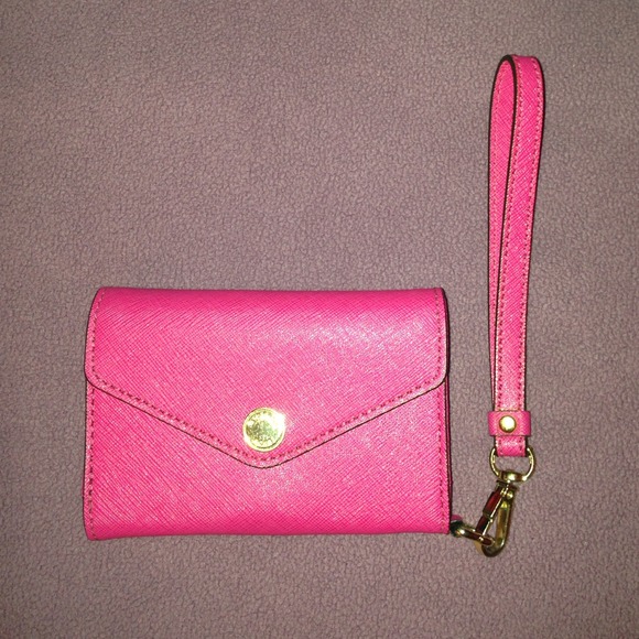 Michael Kors iPhone 4/4s Wristlet