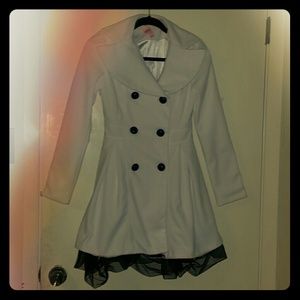 Beautiful Winter White Coat