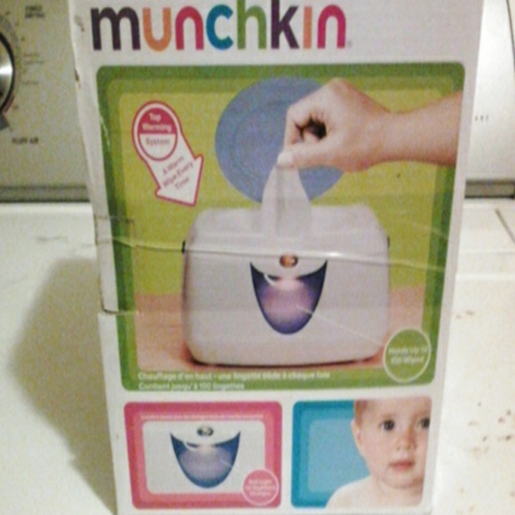Baby wipe warmer