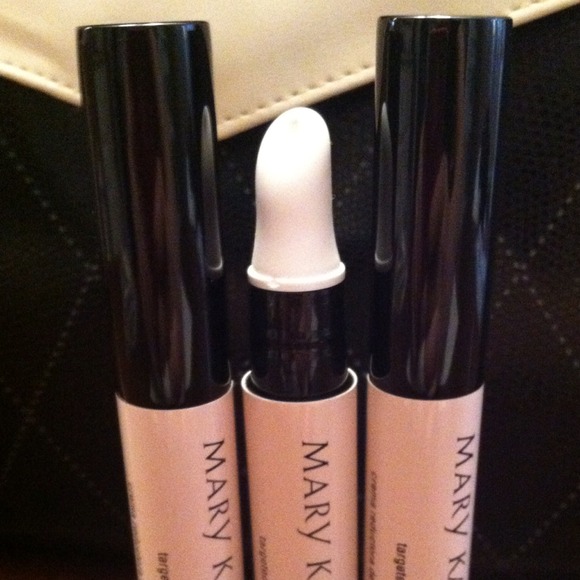 MK targeted line reducer and firming eye cream.