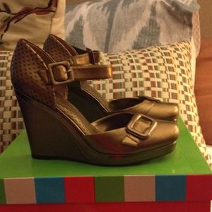Charles by Charles David wedge shoes