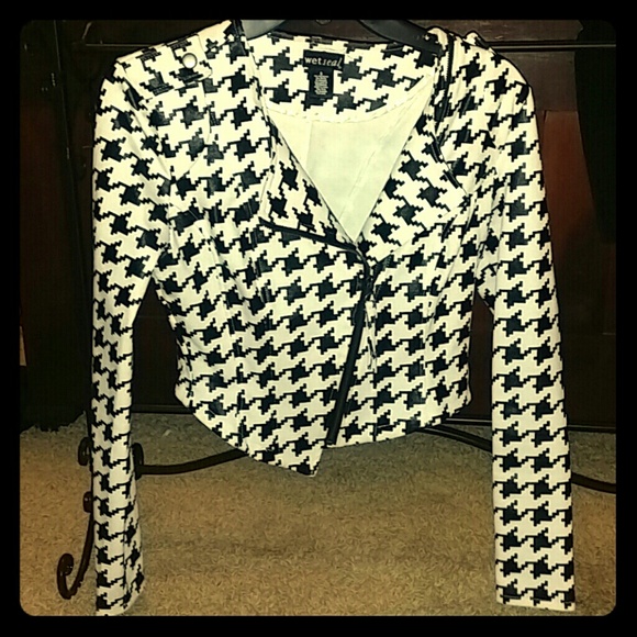 Cropped Houndstooth Jacket - Picture 1 of 4