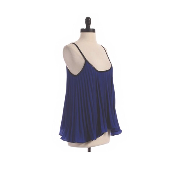 Jack by BB Dakota Tops - 💵‼️⬇️PRICE REDUCEDJack by BB Dakota Pleated Tank