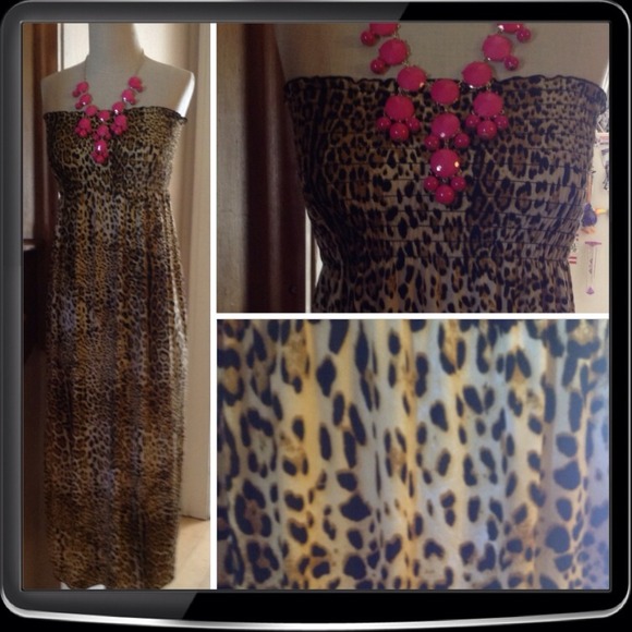 Leopard print maxi dress