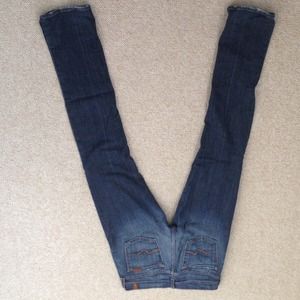 Skinny Seven Jeans!