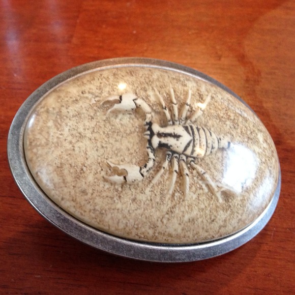 Scorpion belt buckle