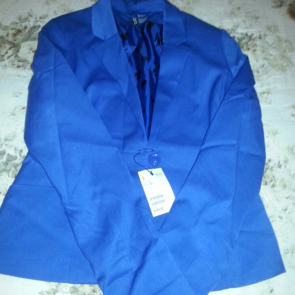BLUE BLAZER