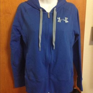 Under Armour hoodie 💜