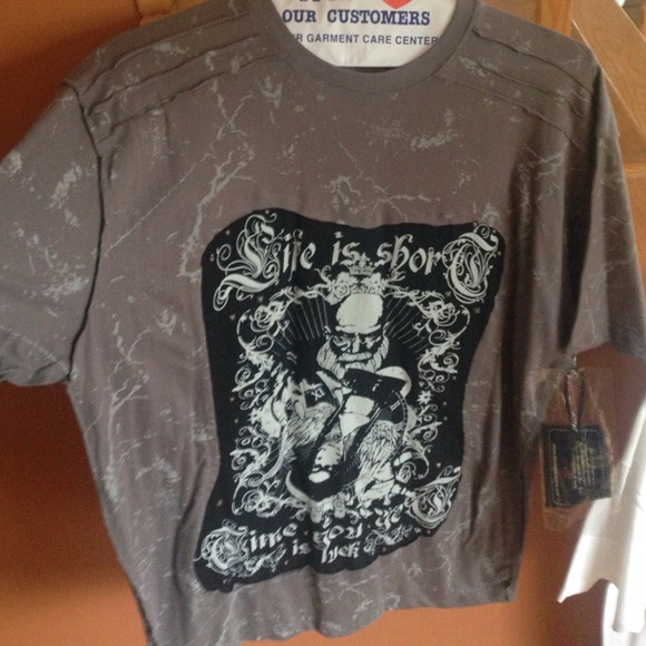 Men's black label tee shirt