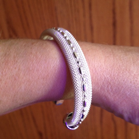 ELEGANT CUFF BRACELET 🎁🎉.925 - Picture 2 of 3