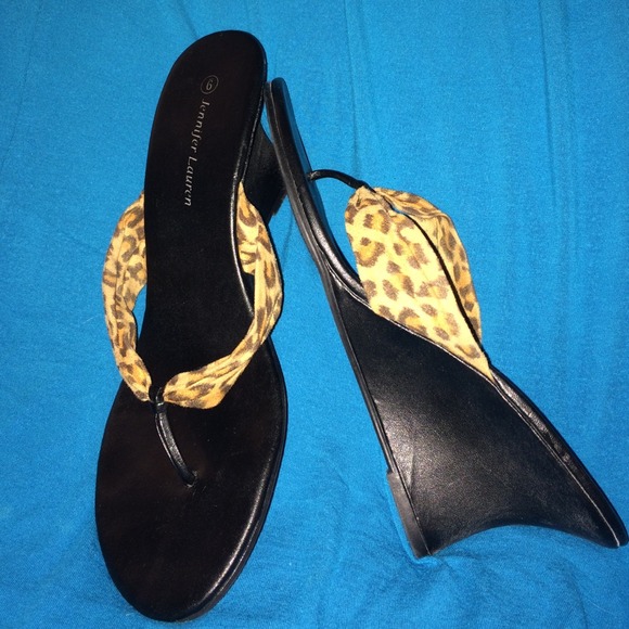 Leopard print sandals - Picture 1 of 3