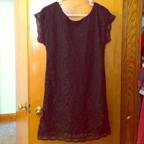 Fire Los Angeles Dresses & Skirts - Black Lace Short Sleeve Dress