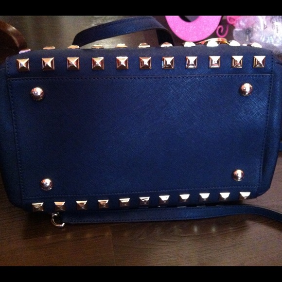 Michael Kors Studded Grayson - Picture 4 of 4