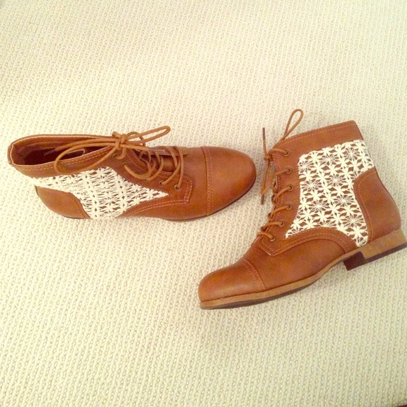 Brown Ankle Boots Sz. 8
